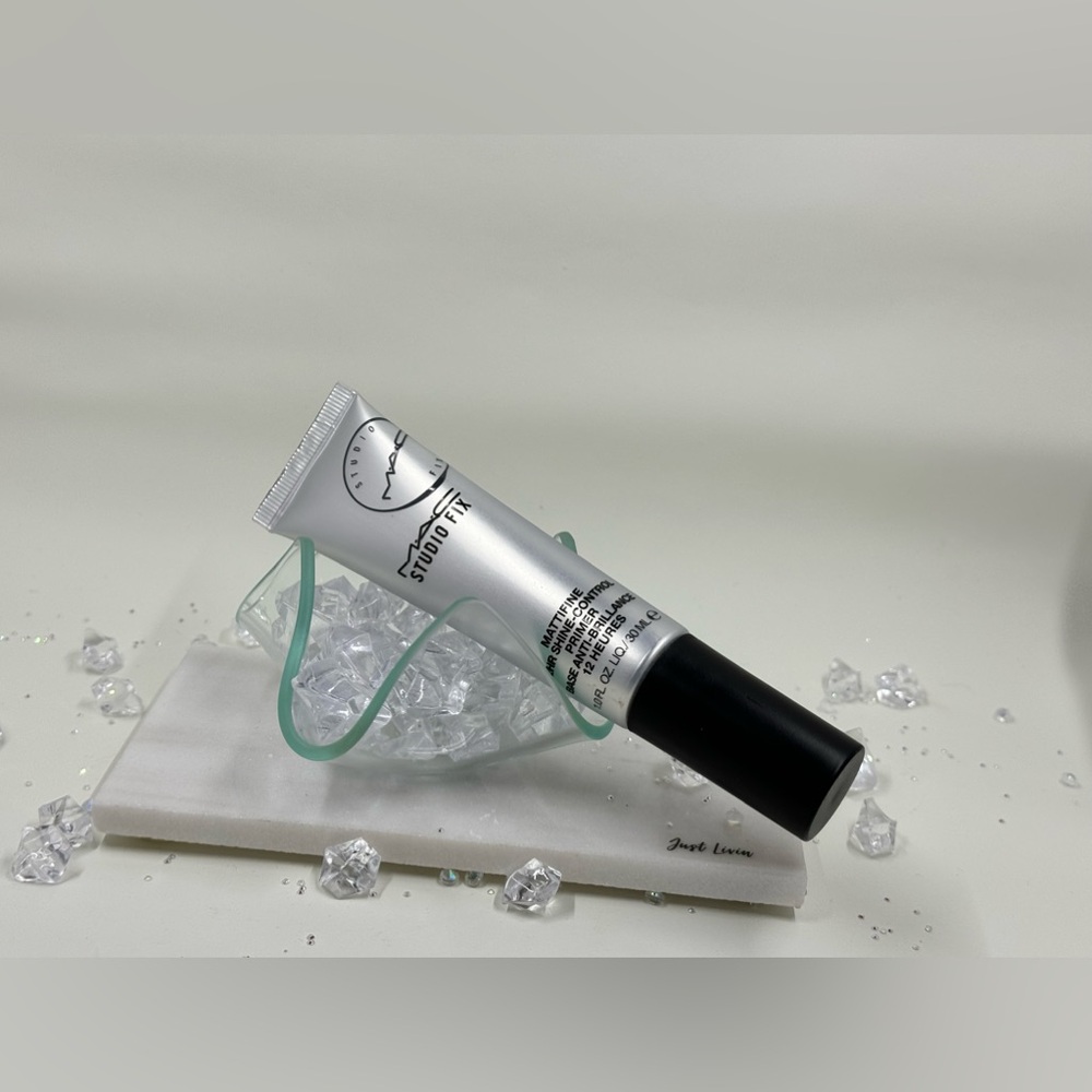 🎀 Mattifine Primer - Picture 2 of 9